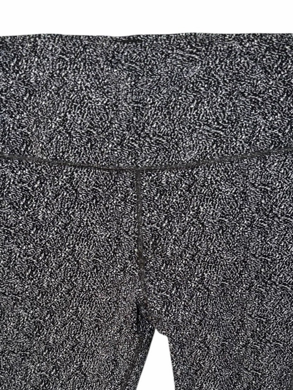Athleta Ultimate Stash Textured 7/8 High-Rise Performance Leggings - Picture 2 of 11